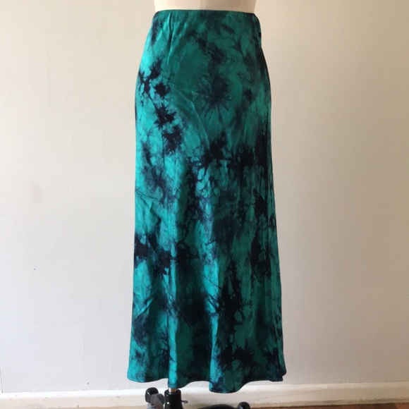 tie-dye maxi skirt - Picture 2 of 2